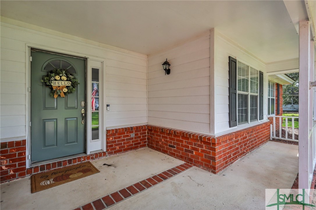 484 Greenwich Drive