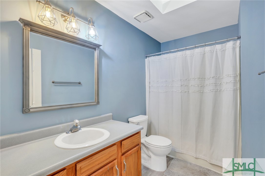 484 Greenwich Drive