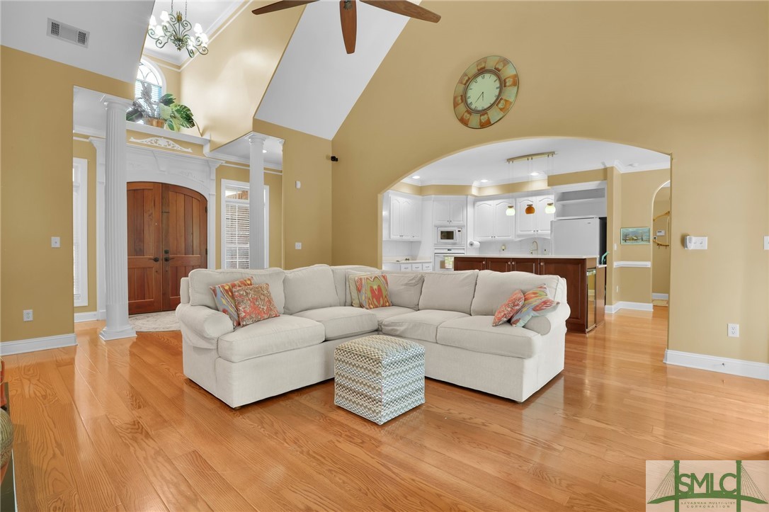 34 White Oak Bluff