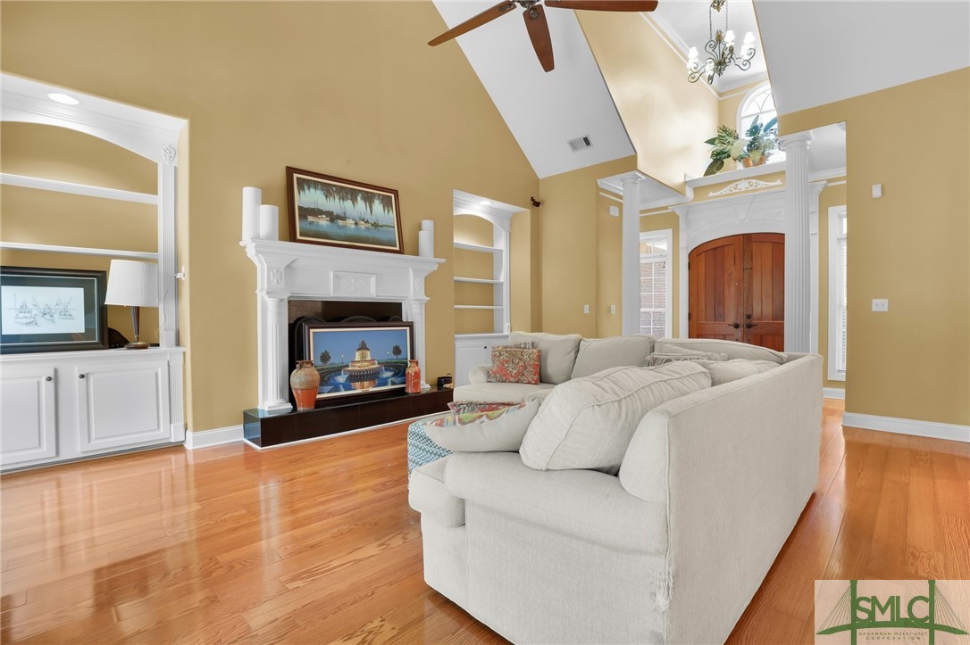 34 White Oak Bluff