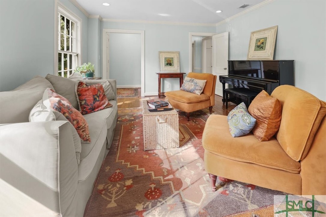 5 Richmond Drive