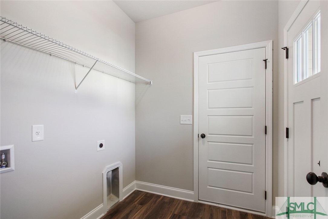 501 Potterstone Square