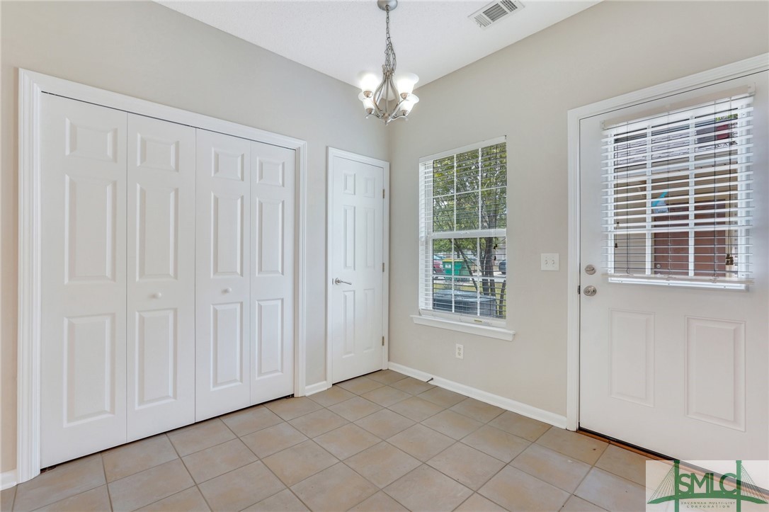 104 Coach House Square