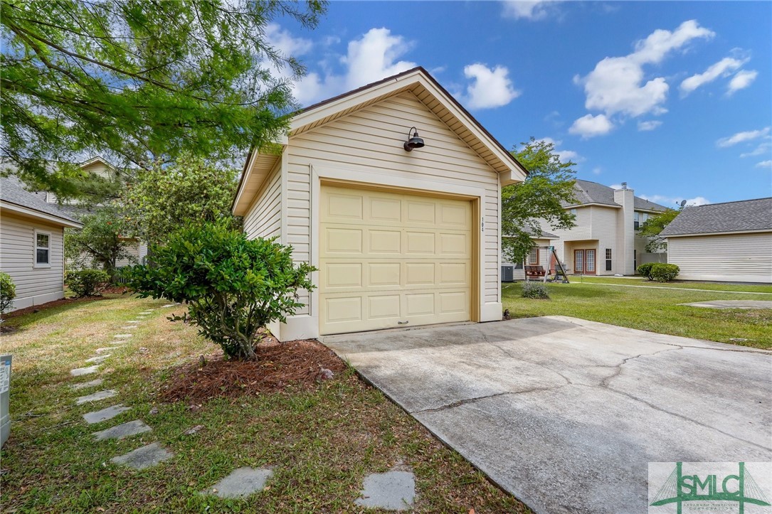 104 Coach House Square