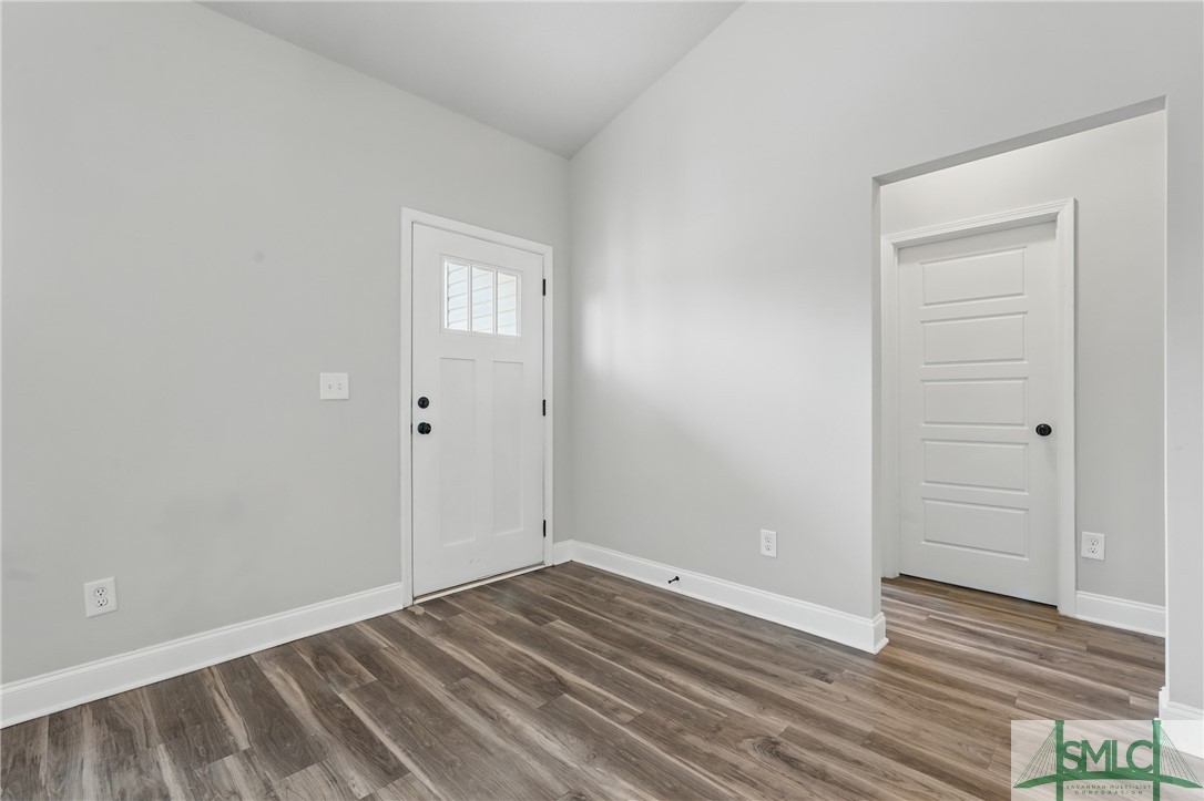 503 Potter Stone Square