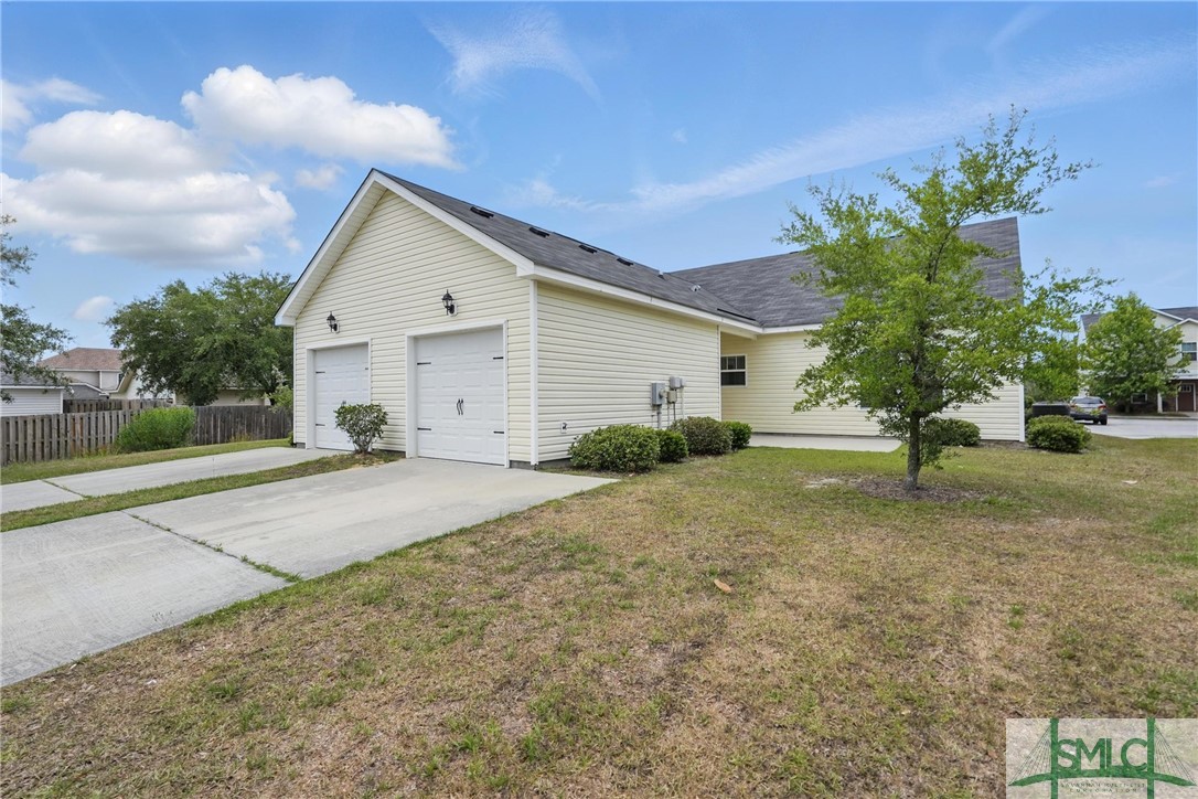 503 Potter Stone Square