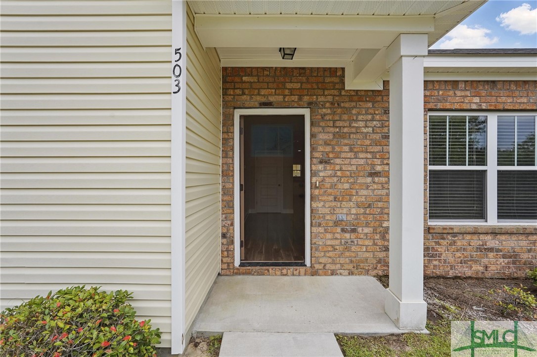 503 Potter Stone Square