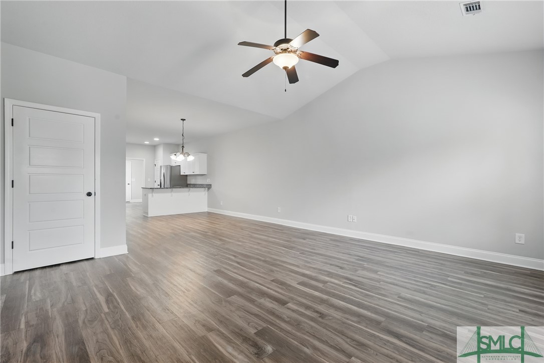 503 Potter Stone Square