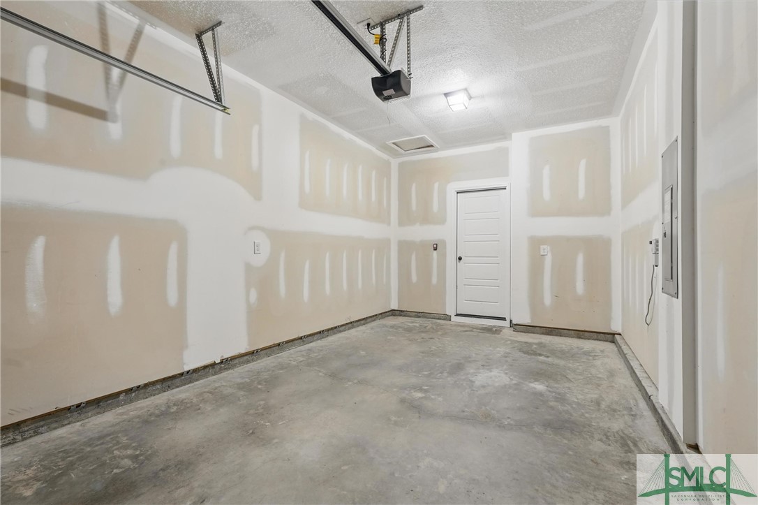 503 Potter Stone Square