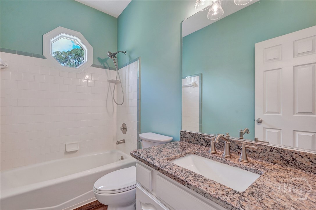 600 Old Louisville Road