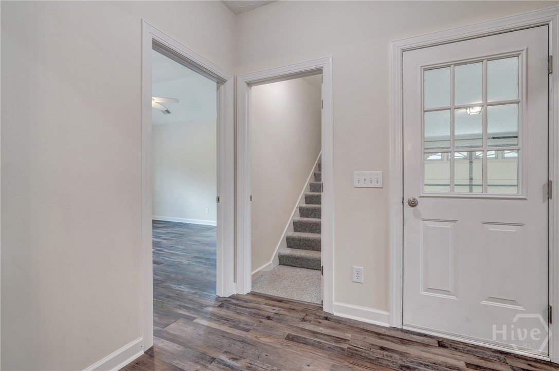 600 Old Louisville Road