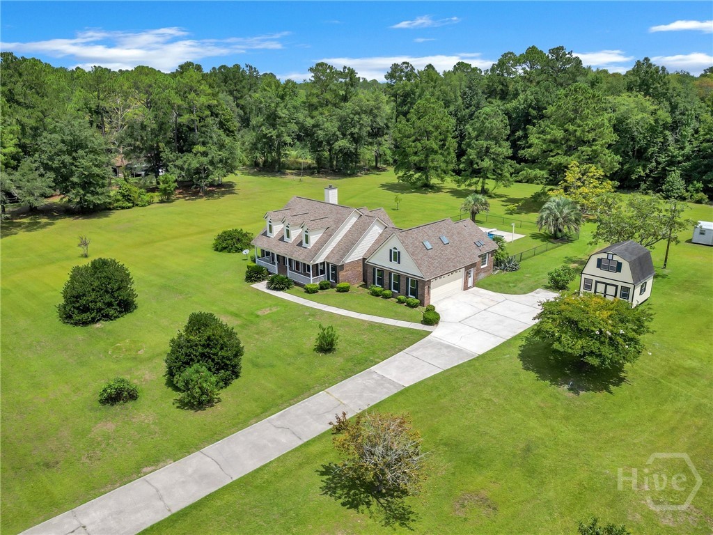 600 Old Louisville Road