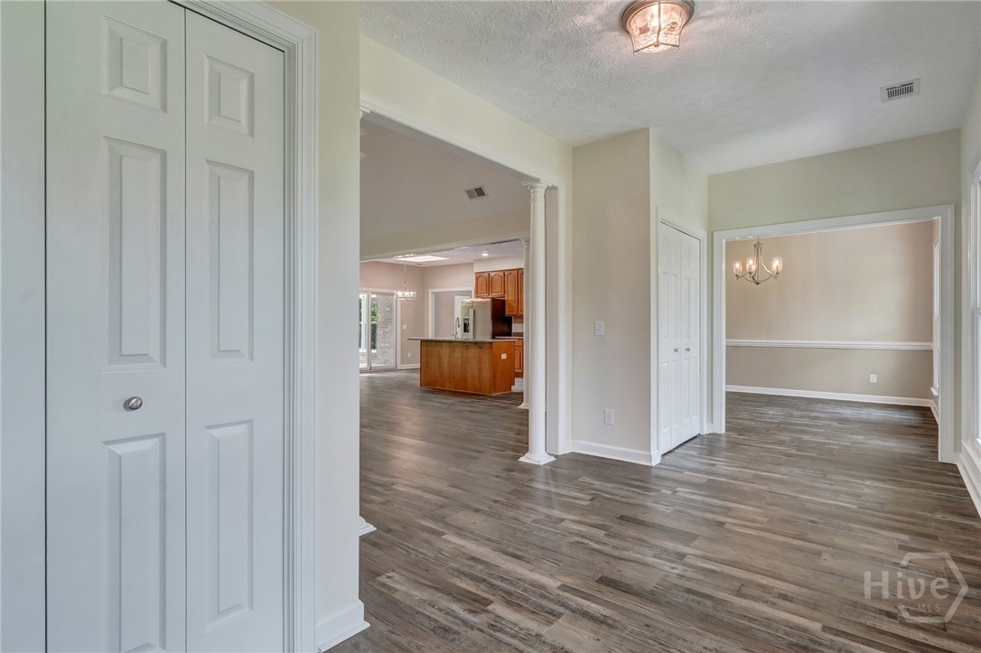 600 Old Louisville Road