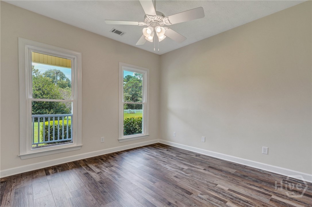 600 Old Louisville Road