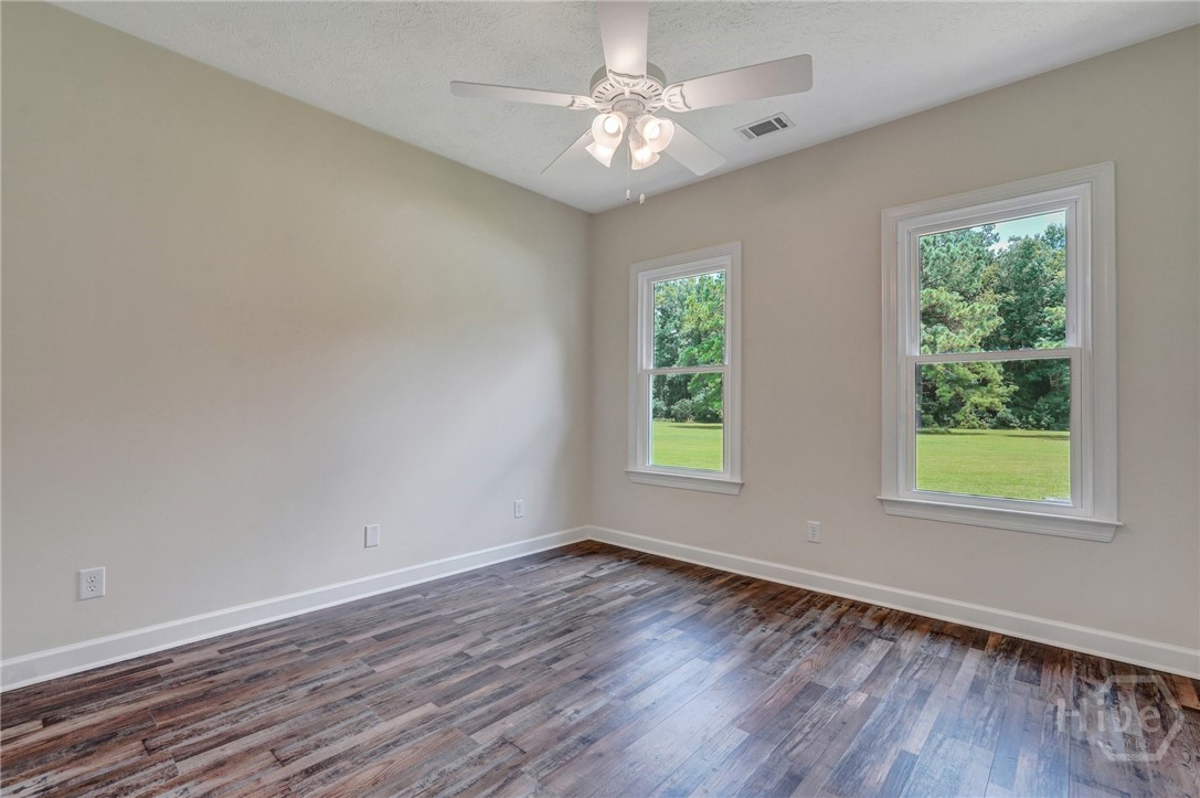 600 Old Louisville Road