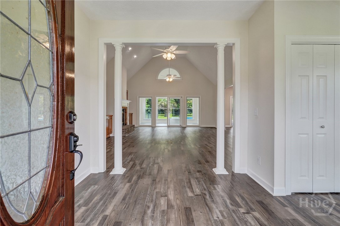 600 Old Louisville Road