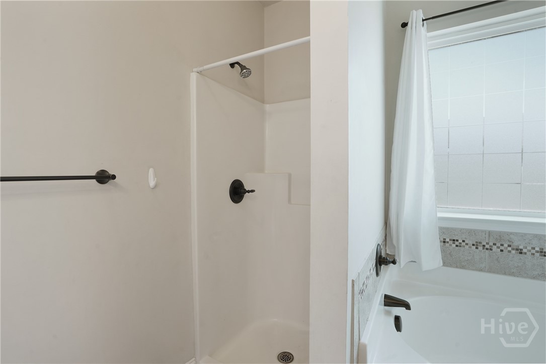 106 Clydesdale Court