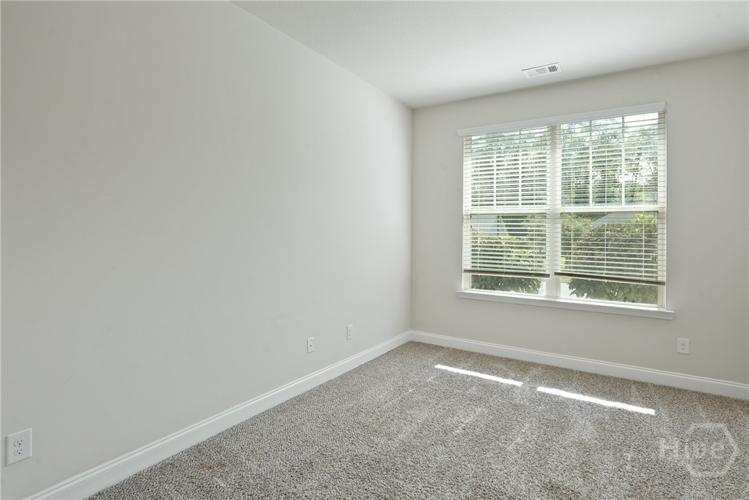 106 Clydesdale Court