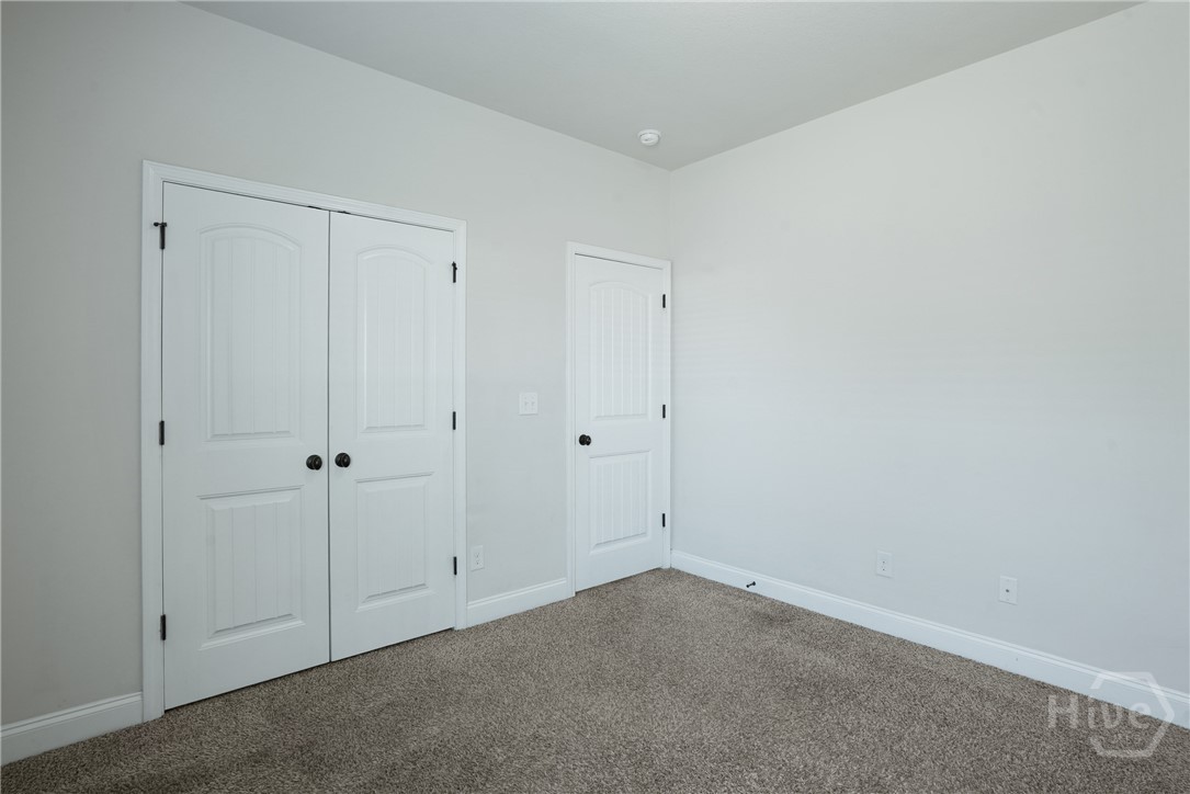 106 Clydesdale Court