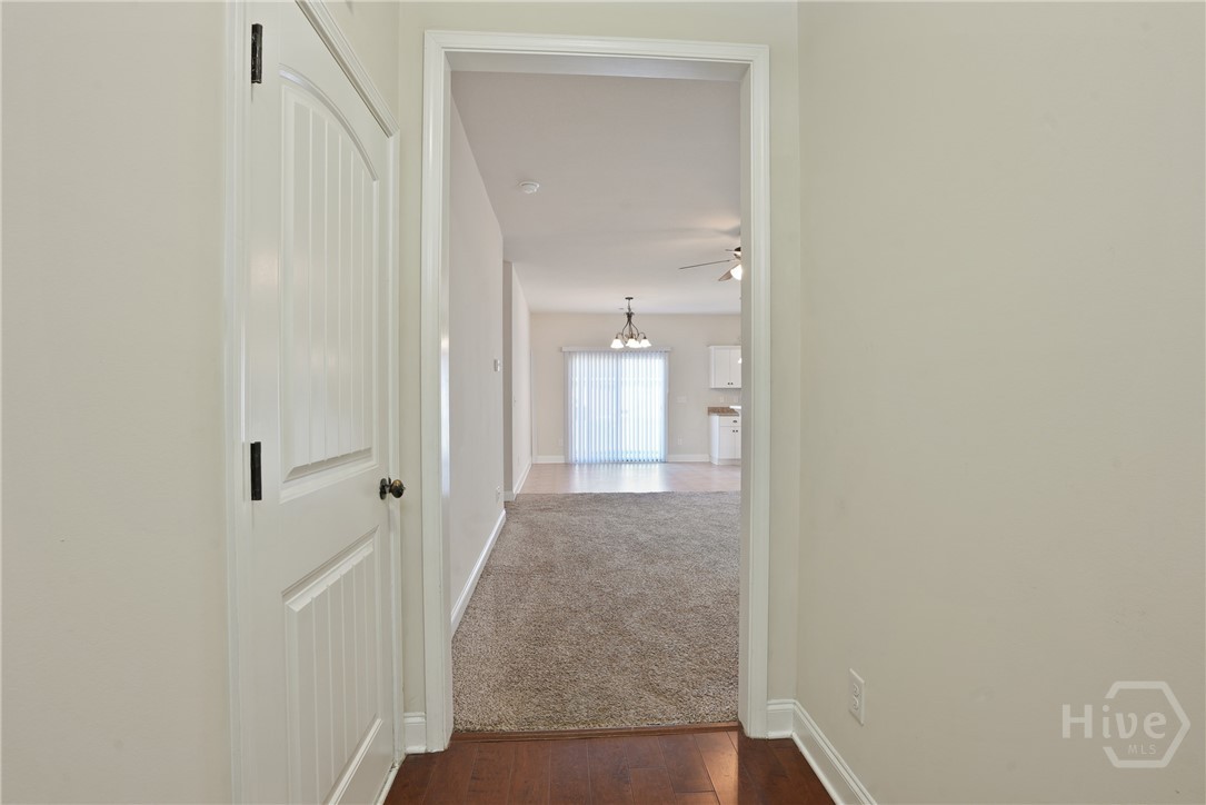 106 Clydesdale Court