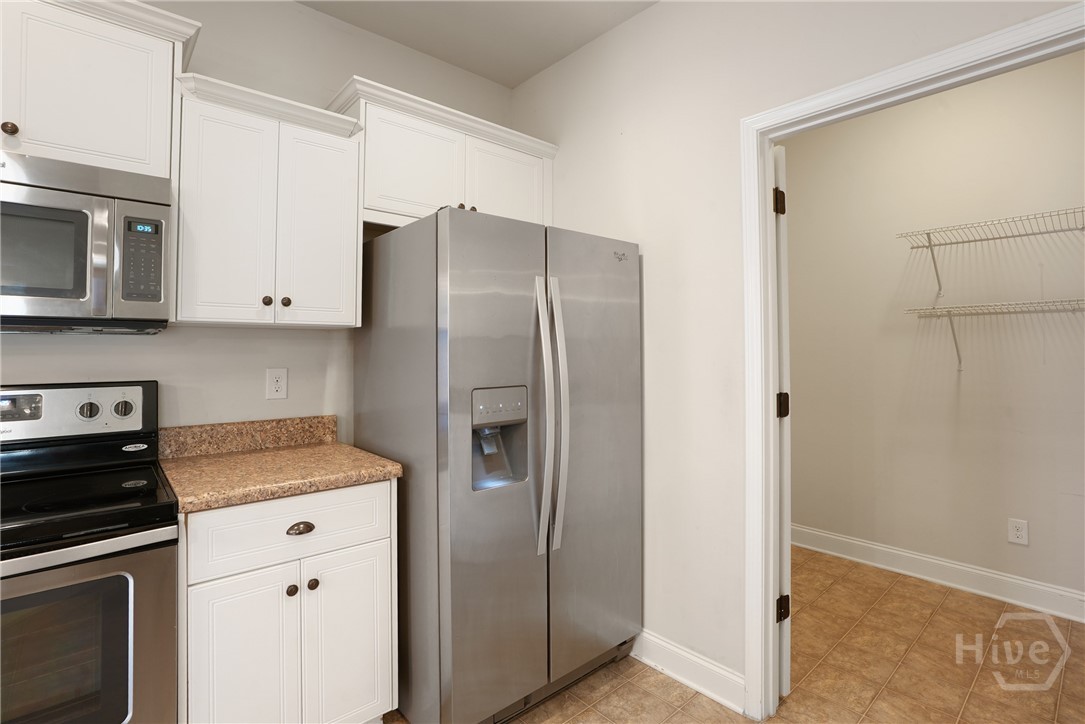 106 Clydesdale Court