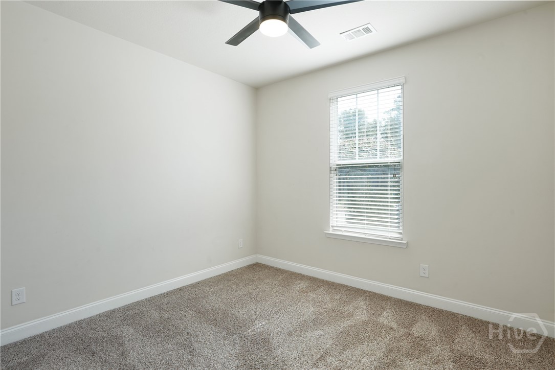 106 Clydesdale Court