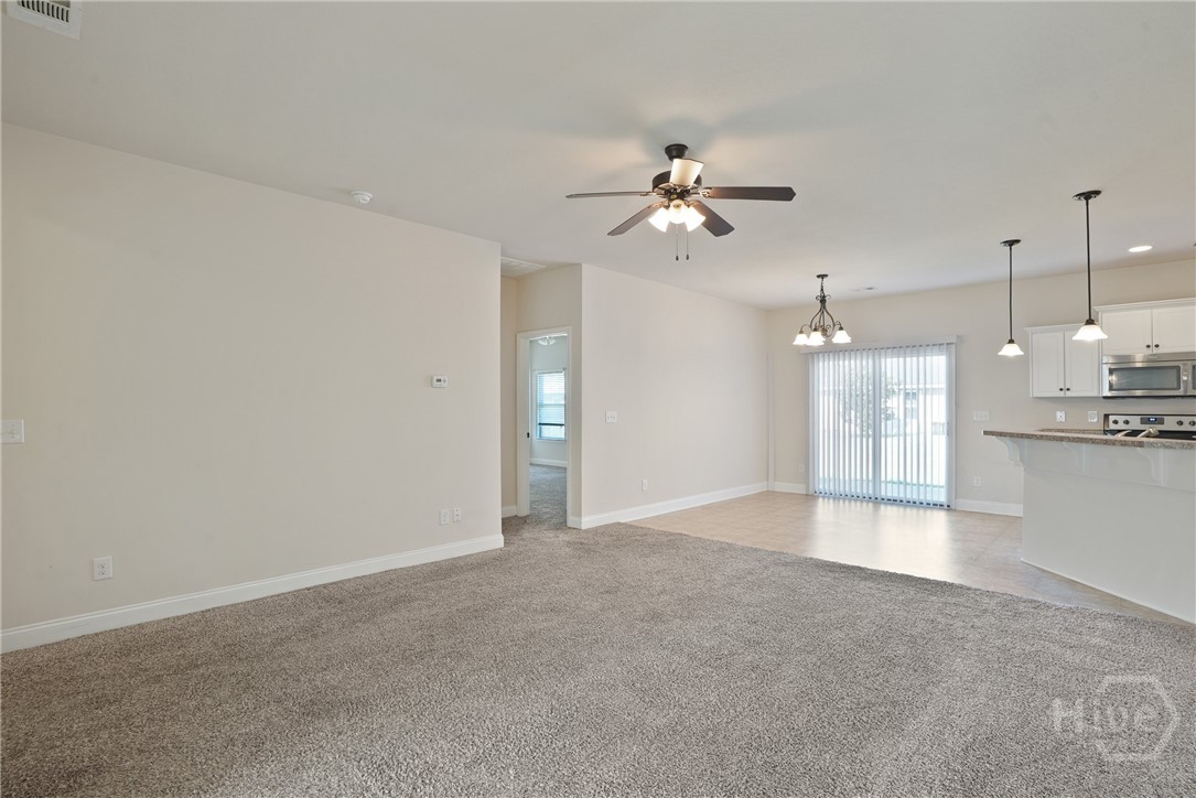 106 Clydesdale Court