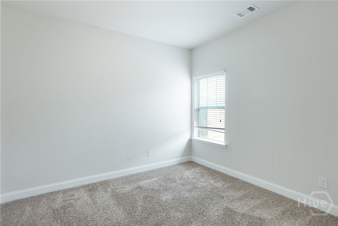 106 Clydesdale Court