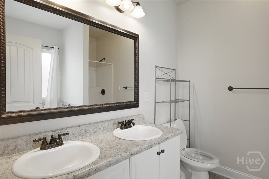 106 Clydesdale Court