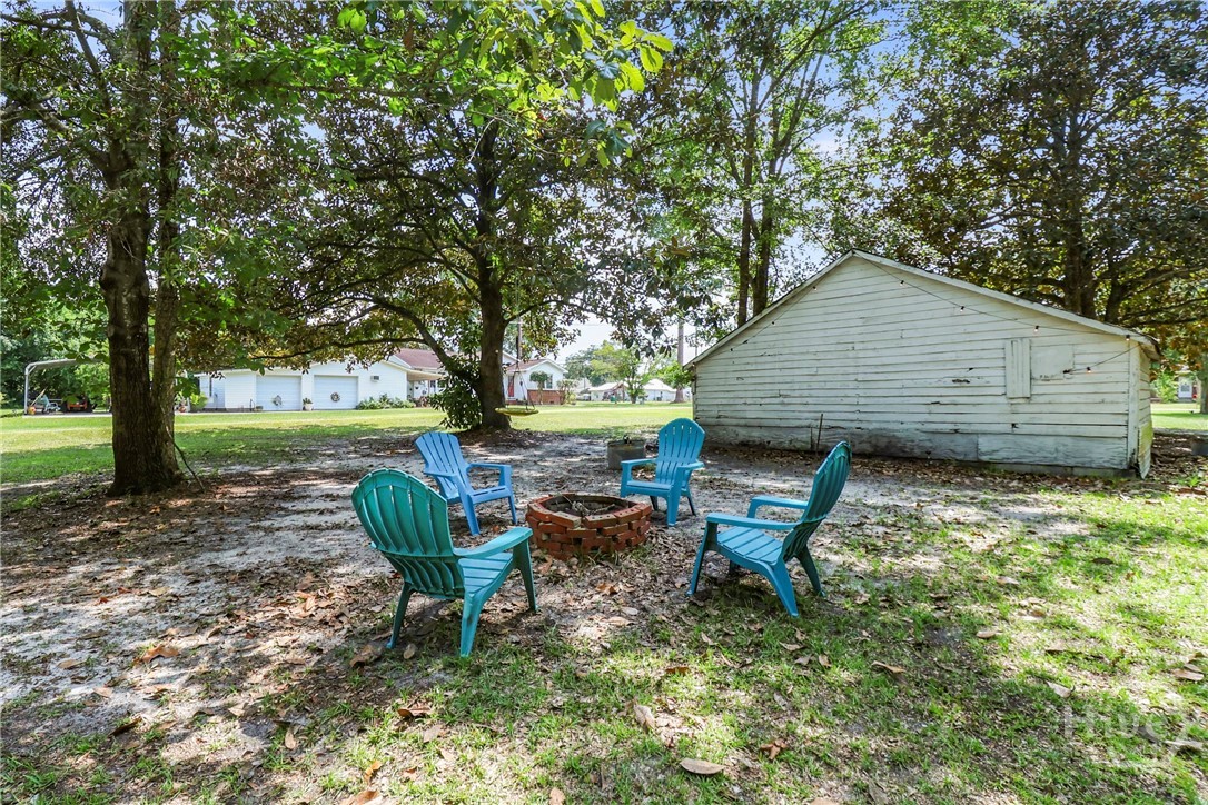 702 Lexington Avenue