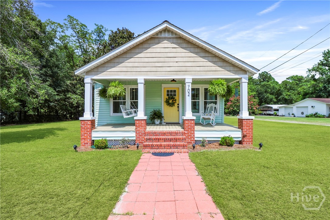 702 Lexington Avenue