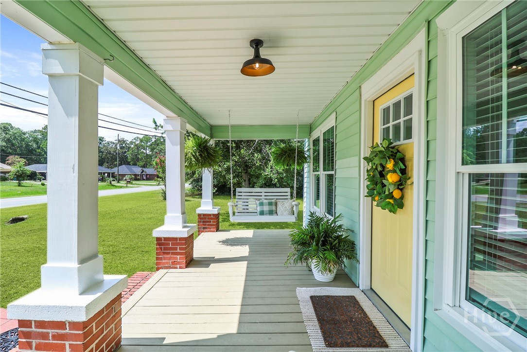 702 Lexington Avenue