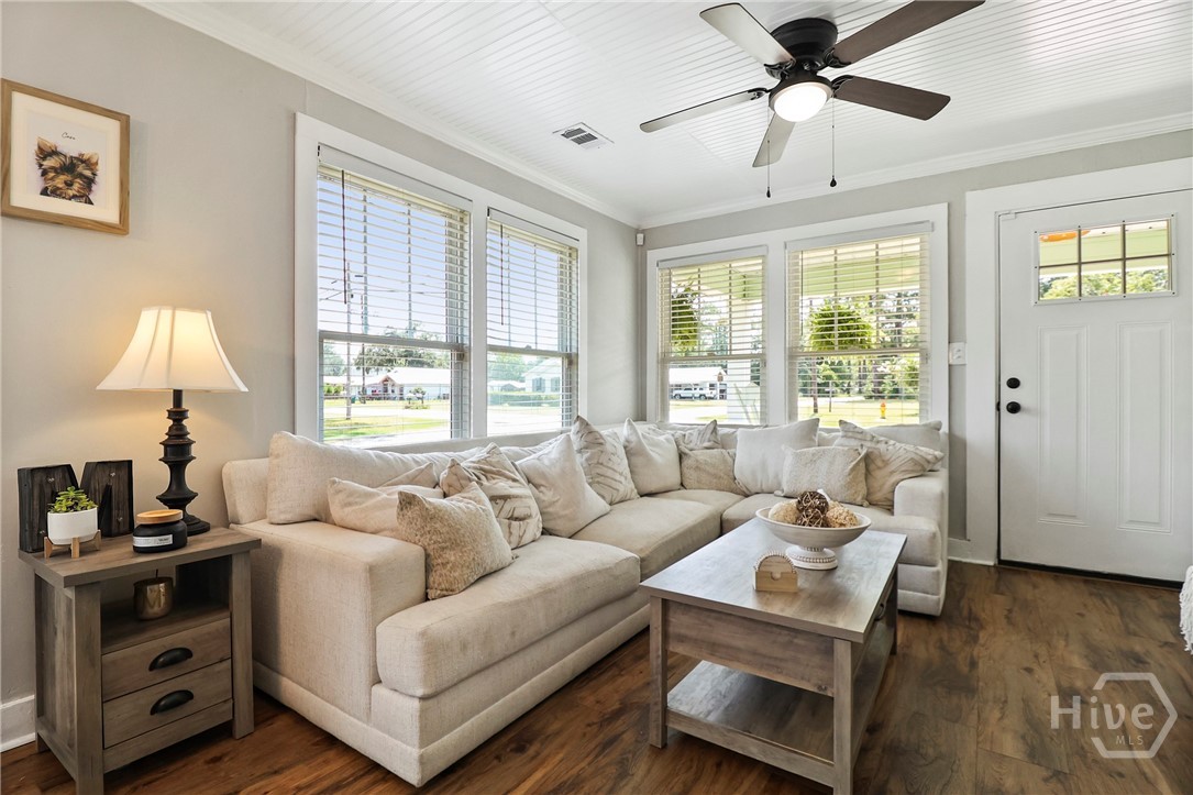 702 Lexington Avenue