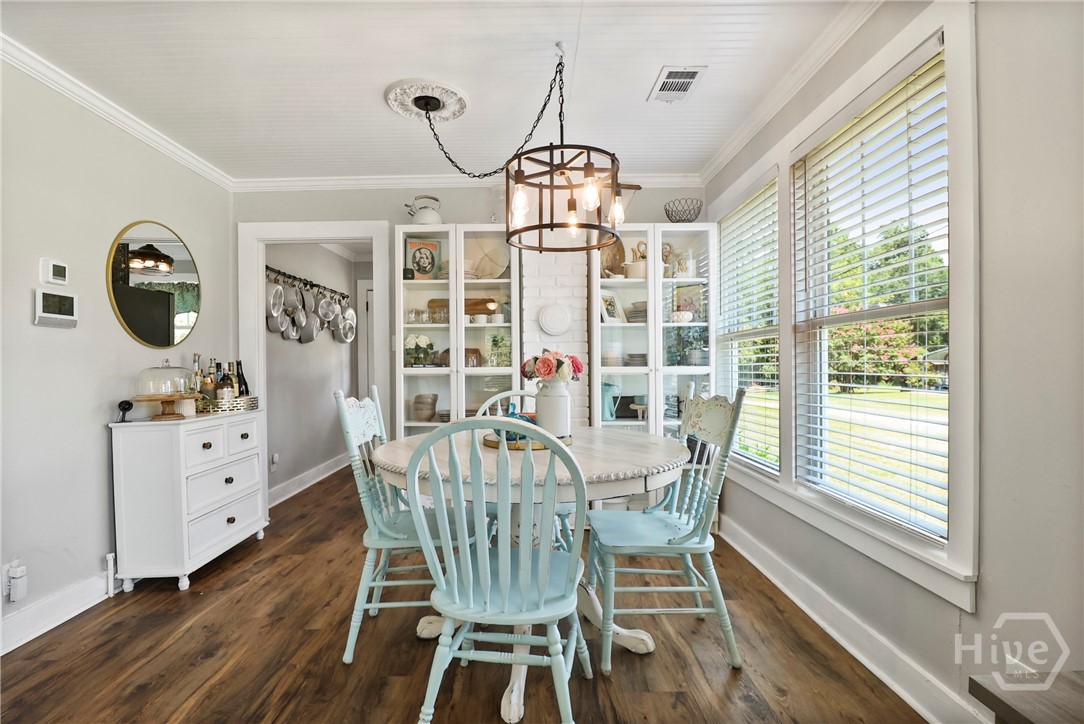 702 Lexington Avenue