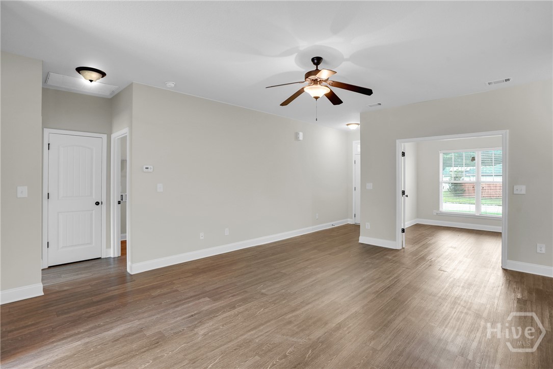 125 Thoroughbred Drive