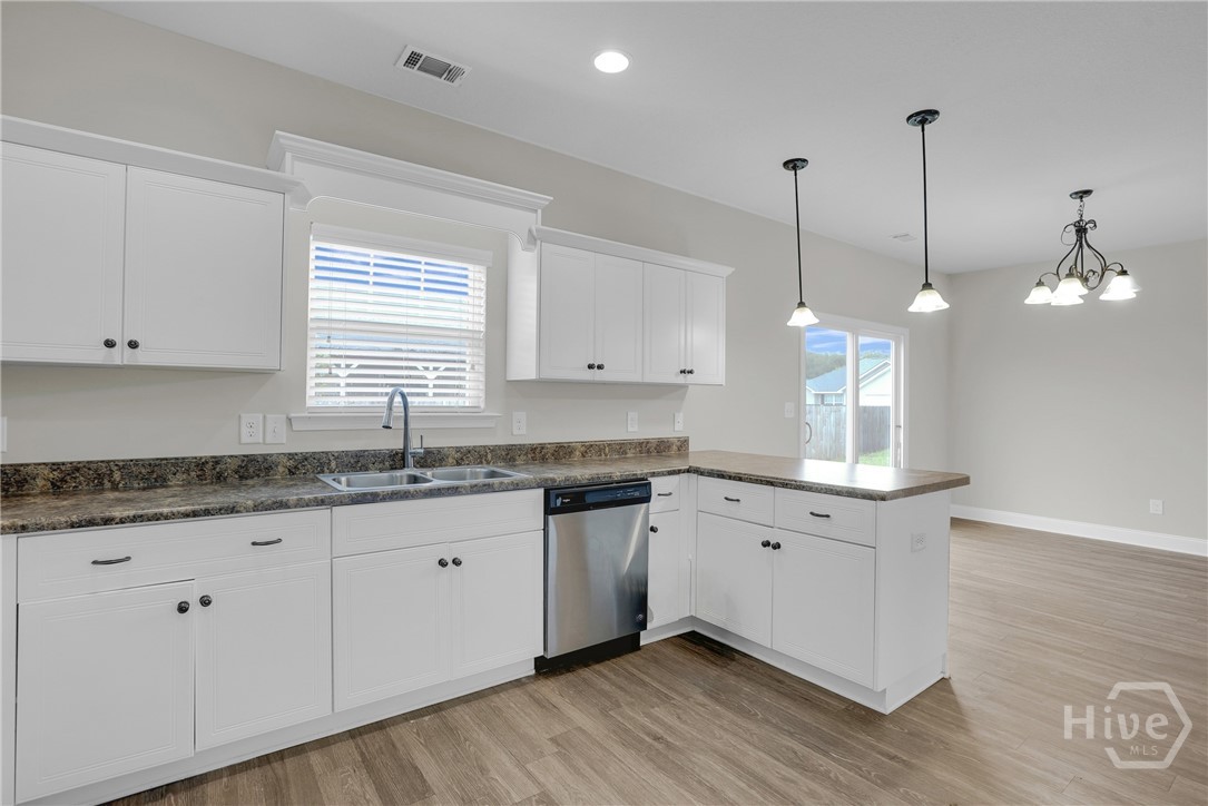 125 Thoroughbred Drive