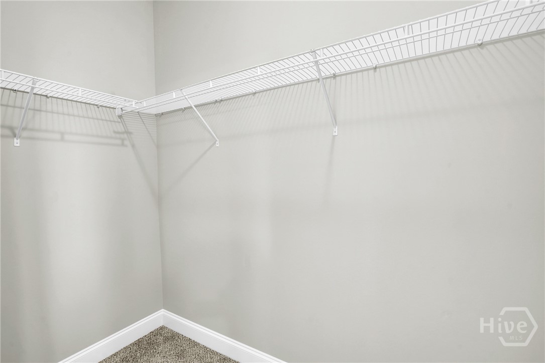 125 Thoroughbred Drive