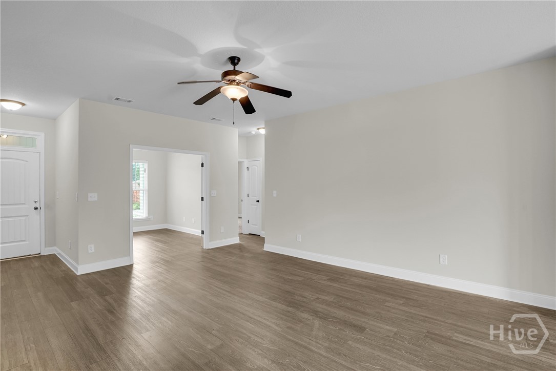 125 Thoroughbred Drive