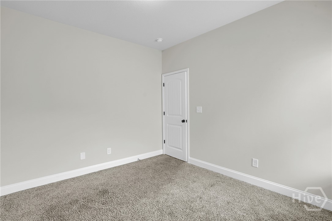 125 Thoroughbred Drive