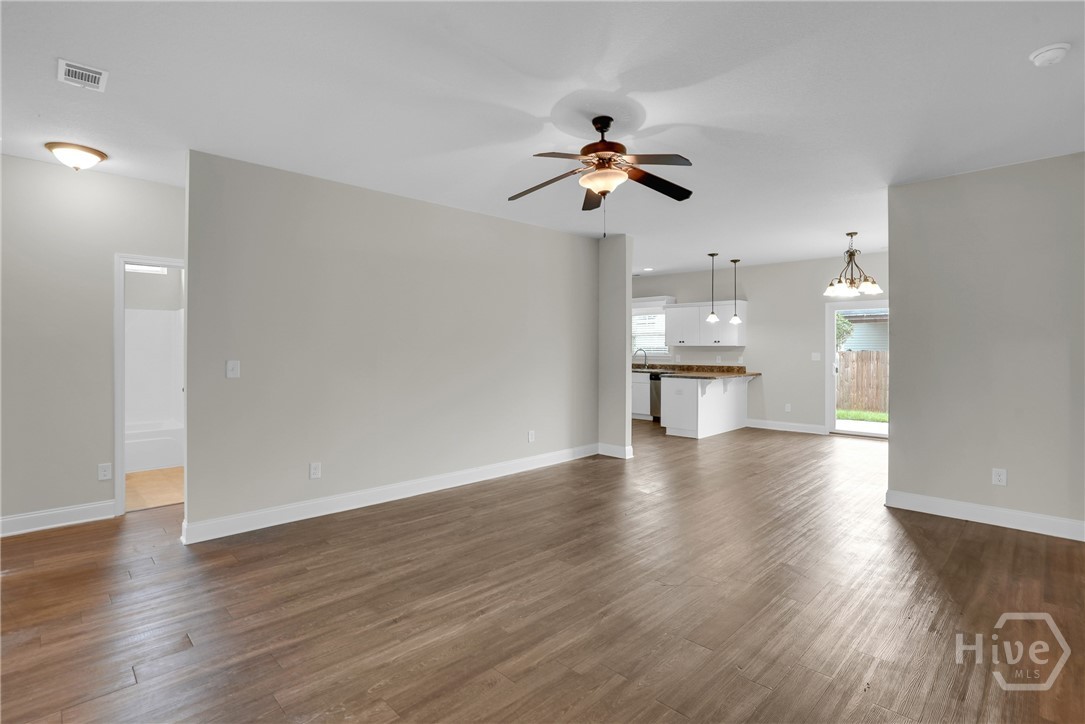 125 Thoroughbred Drive