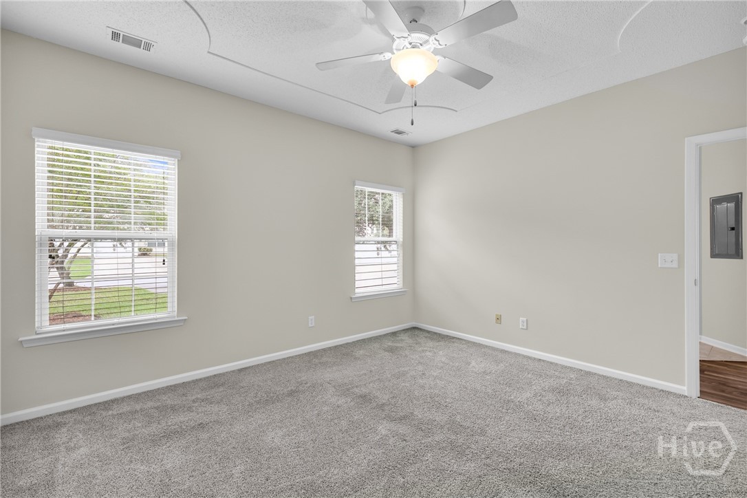609 Trellis Square