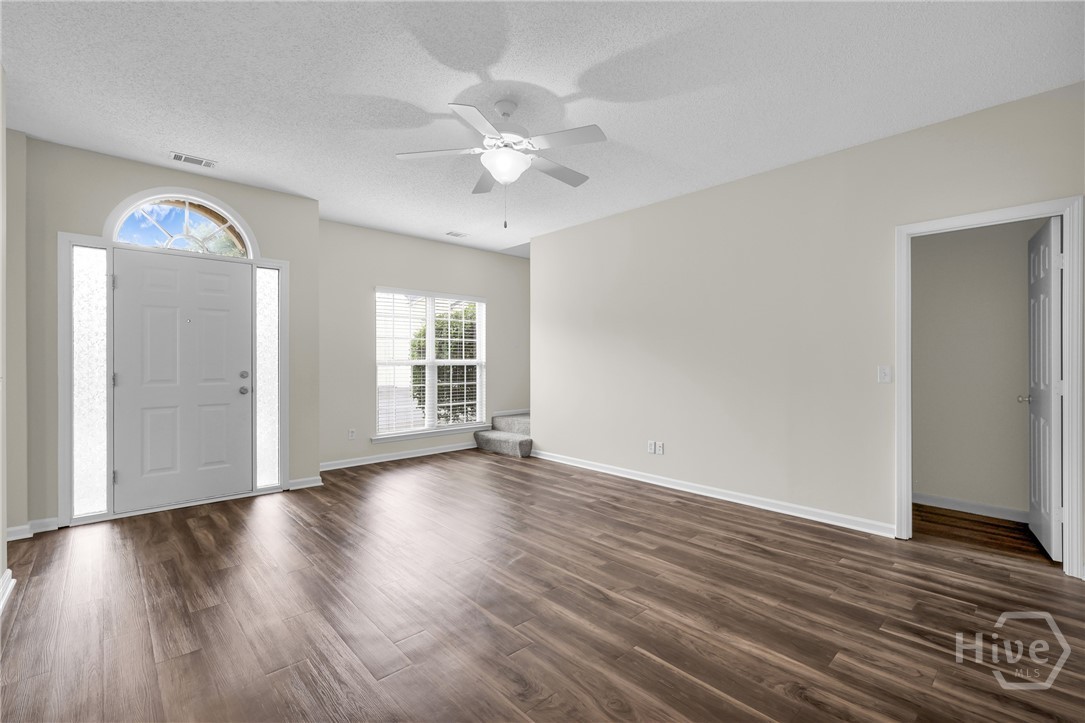 609 Trellis Square