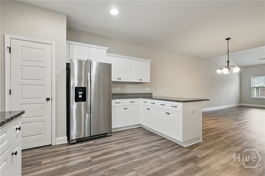 603 Trellis Square