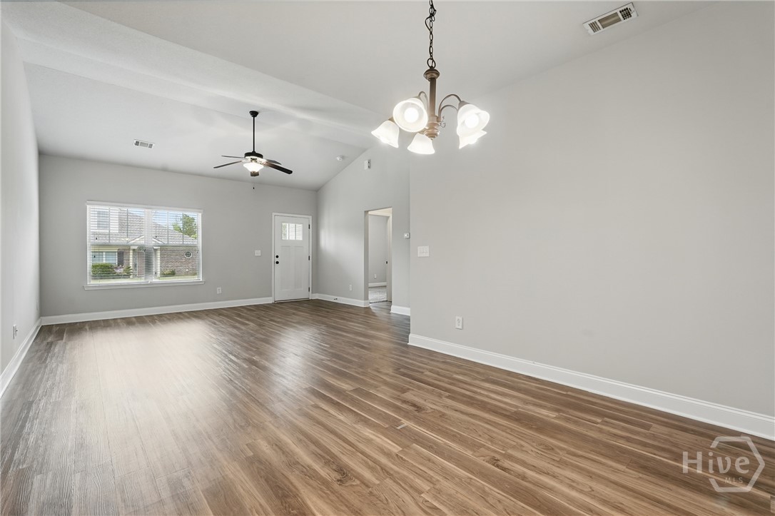 603 Trellis Square