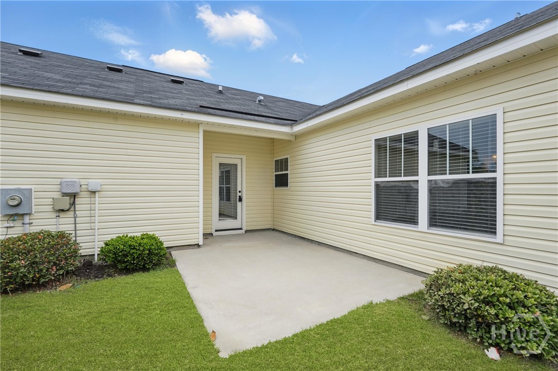 600 Trellis Square