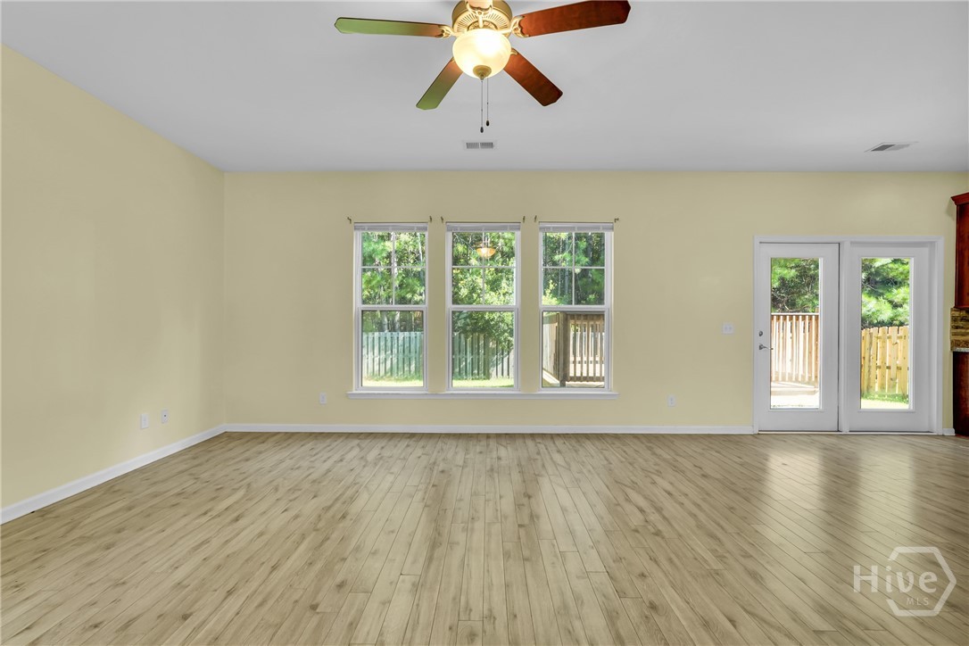 134 Lakepointe Drive