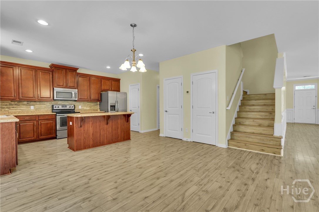 134 Lakepointe Drive