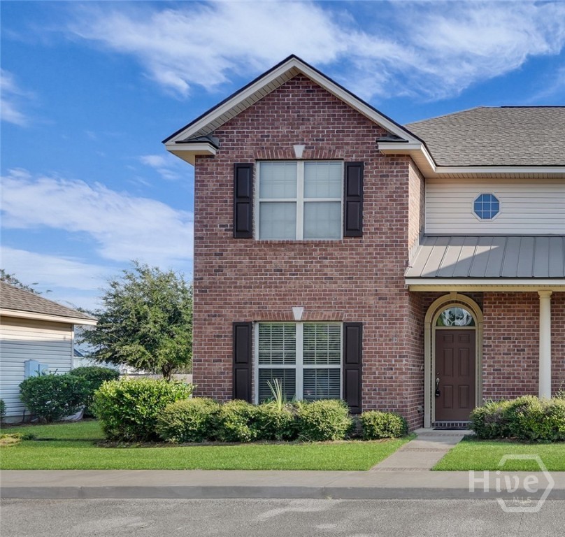 110 Coach House Square