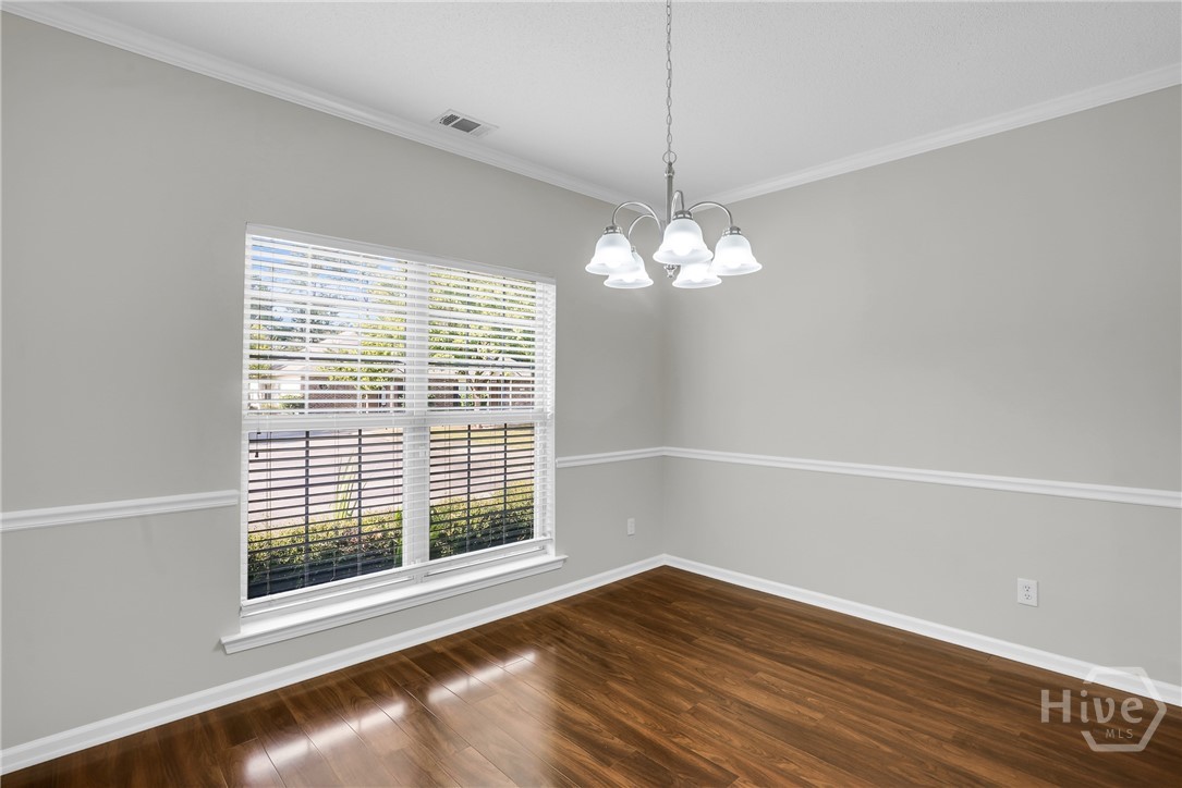 110 Coach House Square