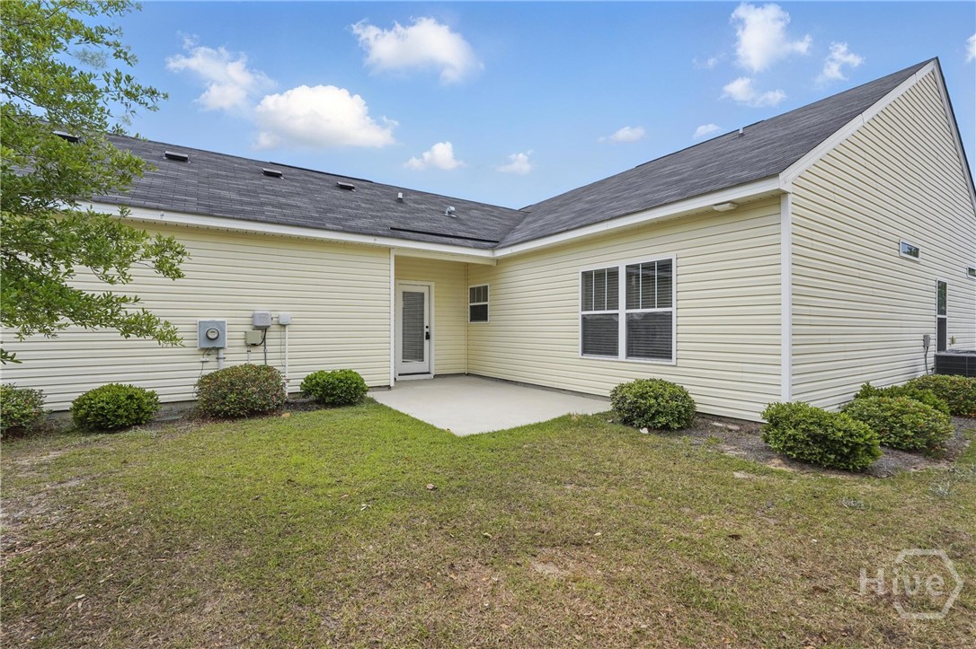 515 Potter Stone Square